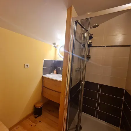 Double Confortable Avec Acces Independant A Rochesson, Pres De Gerardmer - Fr-1-589-575 Bed & Breakfast 3*